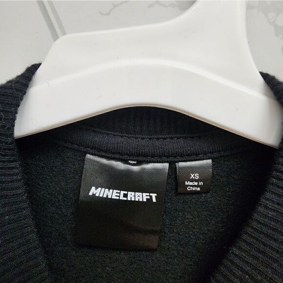 Nwt Boys' Minecraft Holiday Christmas Pullover Sweatshirt - Black XS - Picture 3 of 6